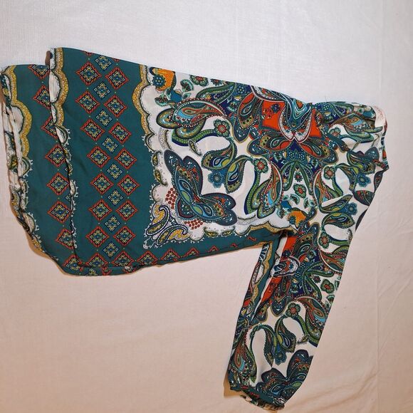 Renee C Green White Paisley Abstract Artsy Satin Short Sleeve Tunic V Neck Sz M - Picture 8 of 9